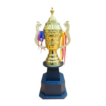 0559 Metal Champion Trophy Cup/Sports Trophy/premium metal Trophy With Wooden Base/Cricket Trophy